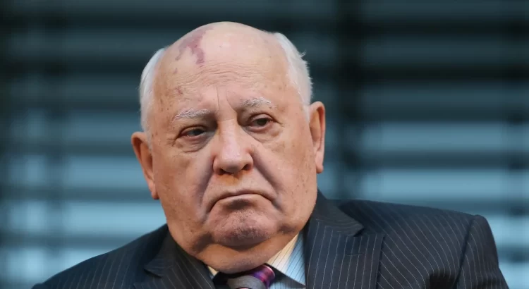 Muere Mijaíl Gorbachov, el hombre que liquidó la URSS y firmó el fin de la Guerra Fría