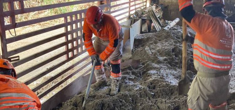 Inician limpieza en zonas afectadas por Tormenta Tropical Karl