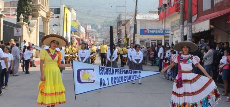 Escuelas en Chiapas temen participar en desfile de la Revolución Mexicana