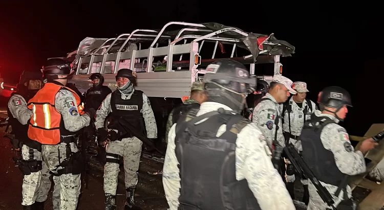 Choque entre camión de la Guardia Nacional y automóvil en Chiapas deja dos muertos