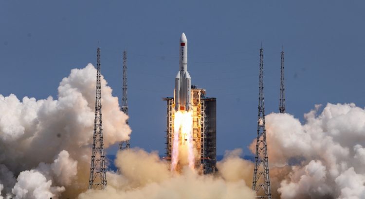 Cohete chino sin control, impactará contra la Tierra