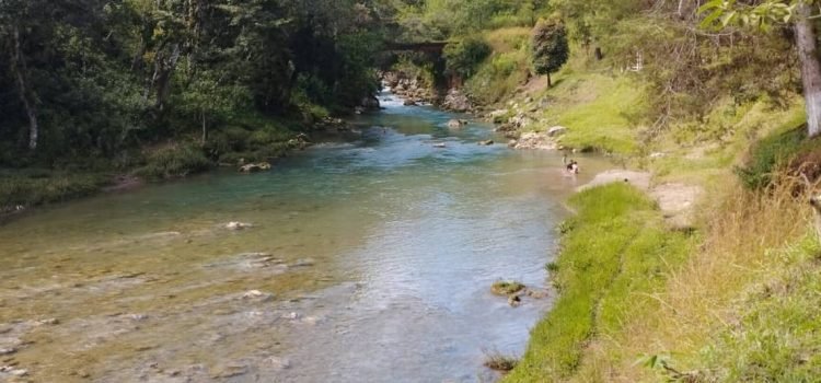 Ejército Zapatista controla el Parque Turístico de Altamirano, Chiapas