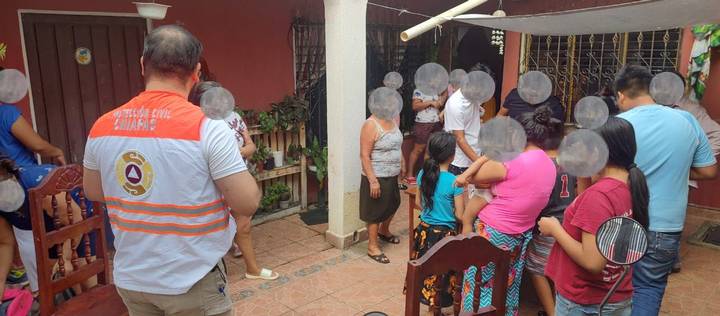 Protección Civil apoya a familias desplazadas tras los sucesos en Frontera Comalapa