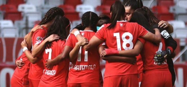 Toluca Femenil entrena sin ropa ante falta de apoyo de marca New Balance