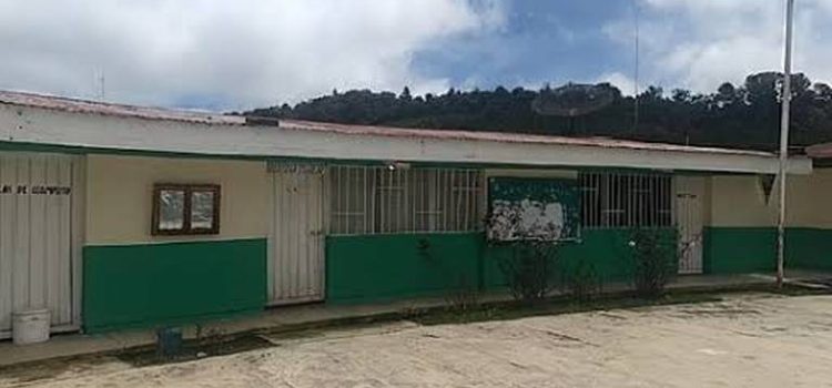 Docentes de Chiapas suspenden labores por violencia del crimen organizado