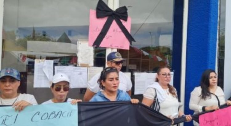 Docentes del COBACH exigen justicia por asesinato de maestra