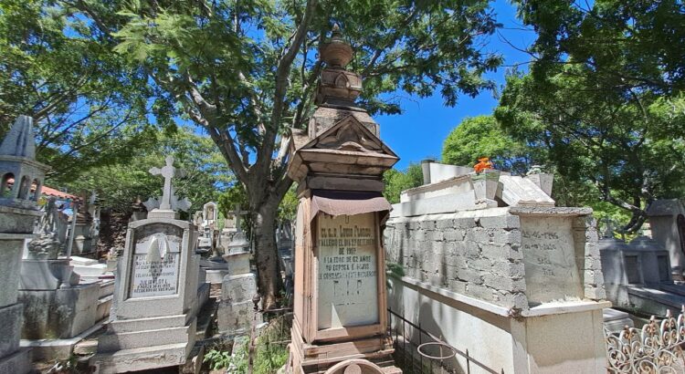 INAH cataloga en Celaya 155 tumbas consideradas «monumentos históricos»