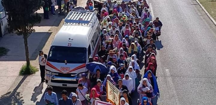 Mujeres exigen alto a la violencia con marcha en San Cristóbal Mujeres exigen alto a la violencia con marcha en San Cristóbal