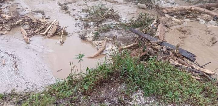 Fuertes lluvias crea afectaciones y gran deslave en la región de Tila, Chiapas