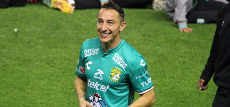 Presentan a Guardado como refuerzo del León