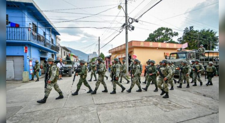 Militares enfrentan a pobladores de Chicomuselo, en Chiapas