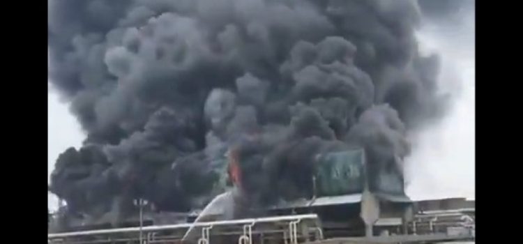 Se incendian instalaciones de Pemex de Chiapas