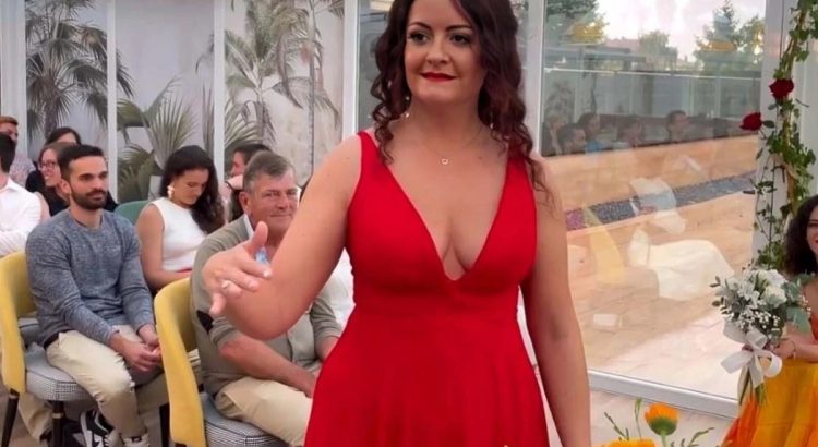 [VIDEO] Vanessa García y la «sologamia»: una boda consigo misma en España