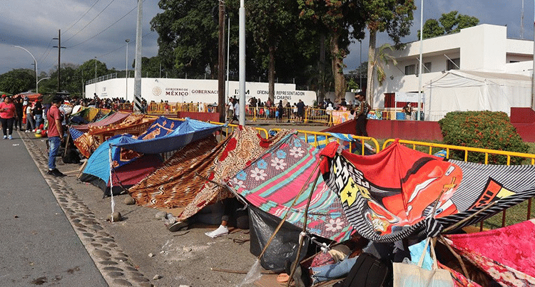 Migración en la capital de Chiapas: miles de migrantes varados en condiciones precarias