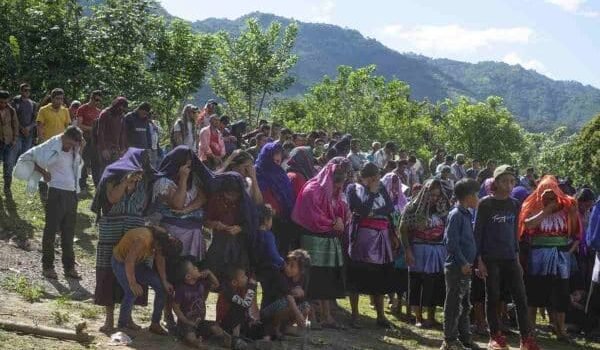 Grupo de autodefensas toma la presidencia municipal en Pantelhó, Chiapas