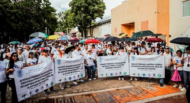 Manifestación en Chiapas: Trabajadores del PJF se oponen a la reforma judicial