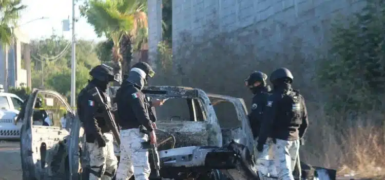 Sinaloa inicia el 2025 con enfrentamientos, bloqueos y ejecuciones Sinaloa inicia el 2025 con enfrentamientos, bloqueos y ejecuciones