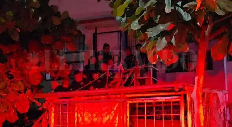 Detienen en Chiapas a madre y padrastro tras viralizarse video de agresión a una menor