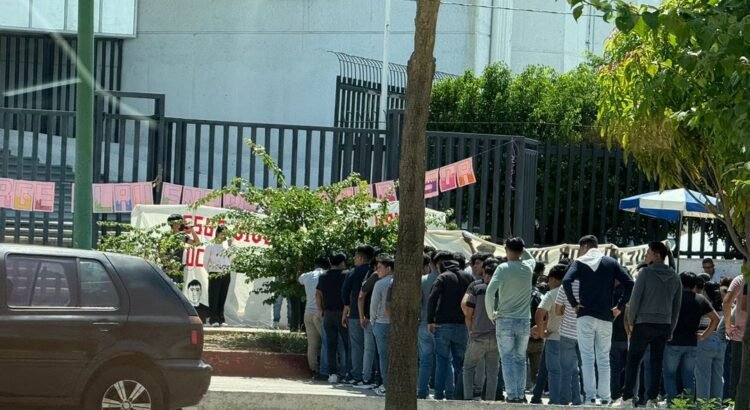 Fiscalía de Chiapas descarta disparo como causa de muerte de normalista