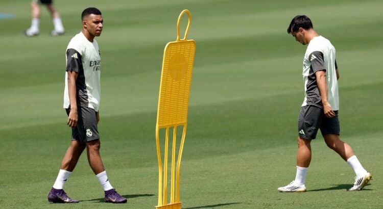 Mbappé regresa a entrenar con el Real Madrid previo al partido decisivo en Mundial de Clubes