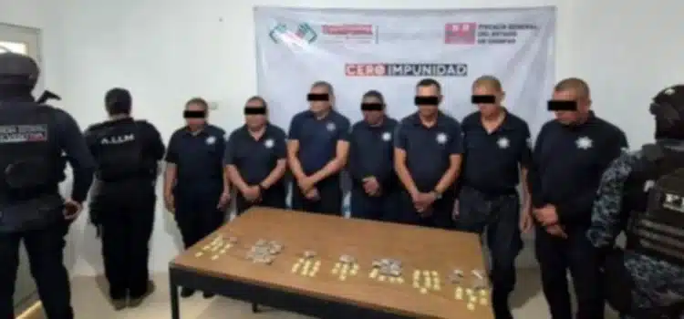 Detienen a siete policías municipales de Frontera Comalapa, Chiapas, por vender drogas