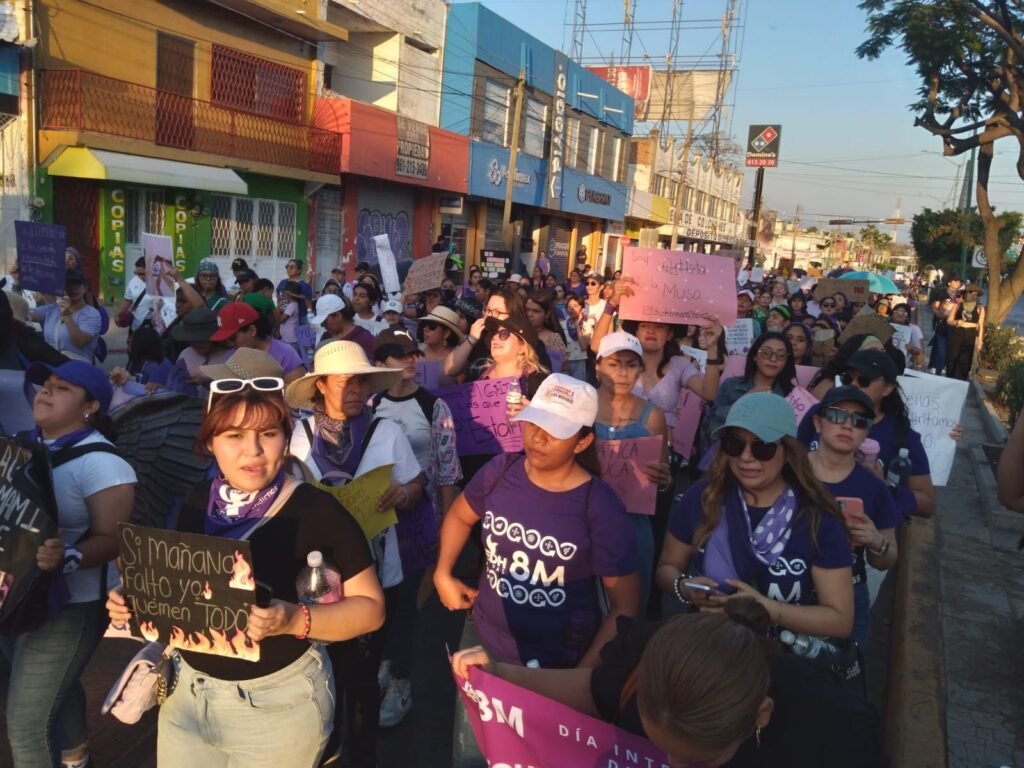 Activistas denuncian impunidad y lentitud en casos de feminicidio en Chiapas